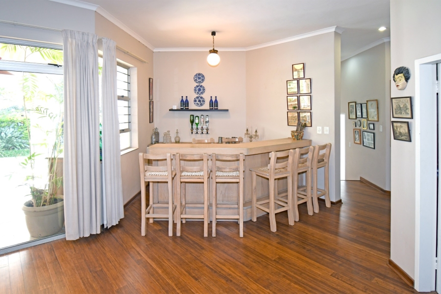 3 Bedroom Property for Sale in Hurlingham Manor Gauteng