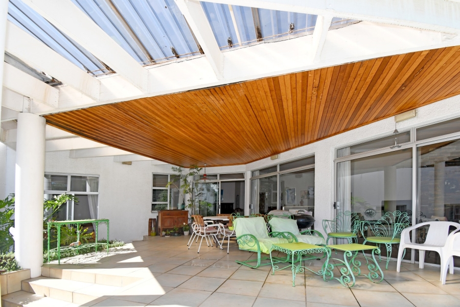 3 Bedroom Property for Sale in Hurlingham Manor Gauteng