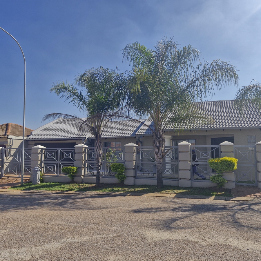 To Let 3 Bedroom Property for Rent in Mamelodi Sun Valley Gauteng