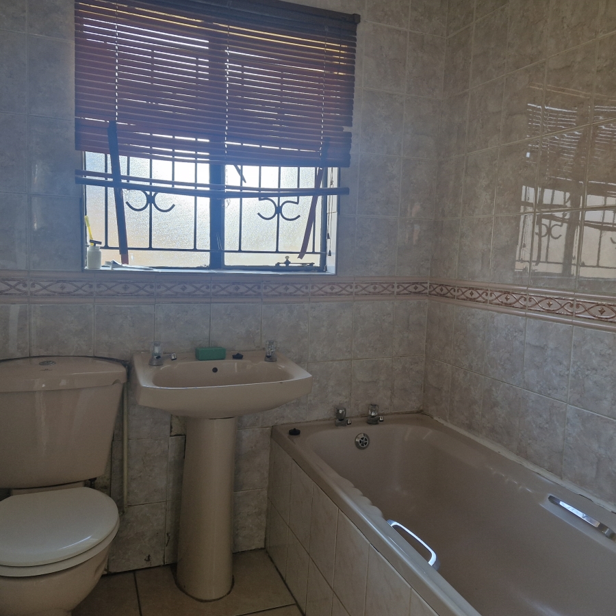 To Let 3 Bedroom Property for Rent in Mamelodi Sun Valley Gauteng