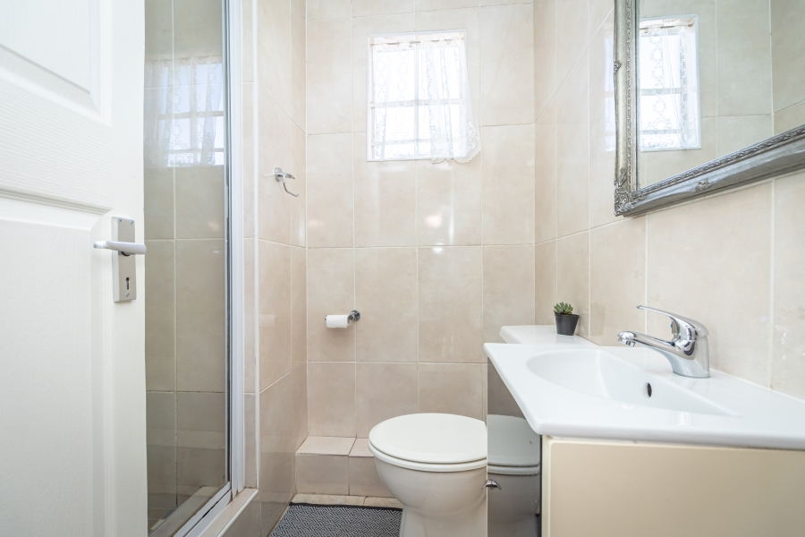 2 Bedroom Property for Sale in Paulshof Gauteng