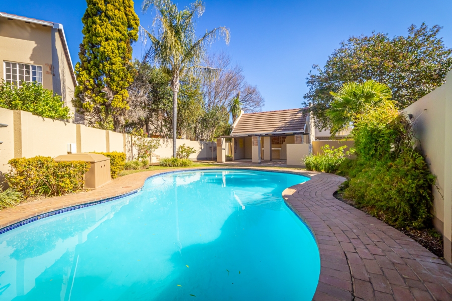 2 Bedroom Property for Sale in Paulshof Gauteng