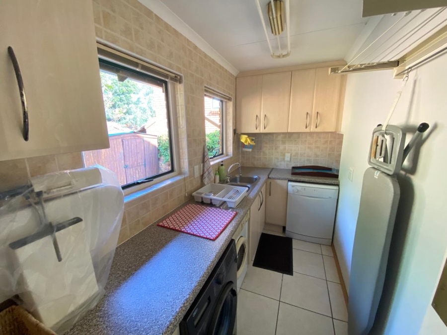 To Let 3 Bedroom Property for Rent in Garsfontein Gauteng