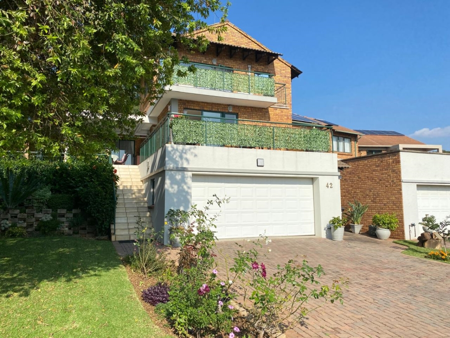 To Let 3 Bedroom Property for Rent in Garsfontein Gauteng