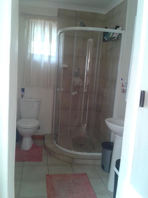 To Let 1 Bedroom Property for Rent in Blairgowrie Gauteng