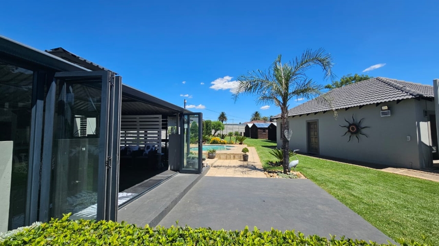 3 Bedroom Property for Sale in Dalview Gauteng