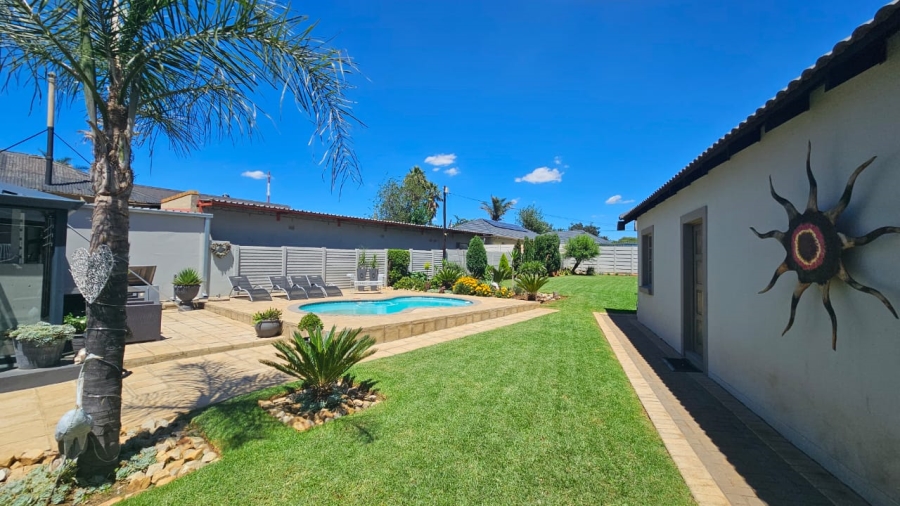 3 Bedroom Property for Sale in Dalview Gauteng