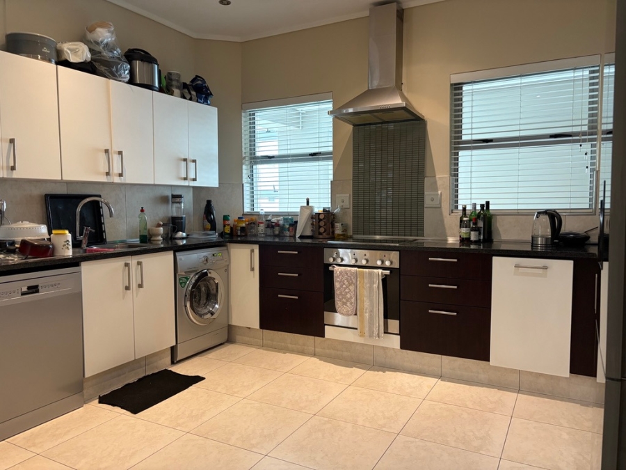 To Let 2 Bedroom Property for Rent in Morningside Gauteng