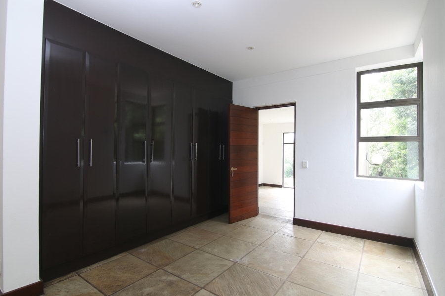 7 Bedroom Property for Sale in Dainfern Golf Estate Gauteng