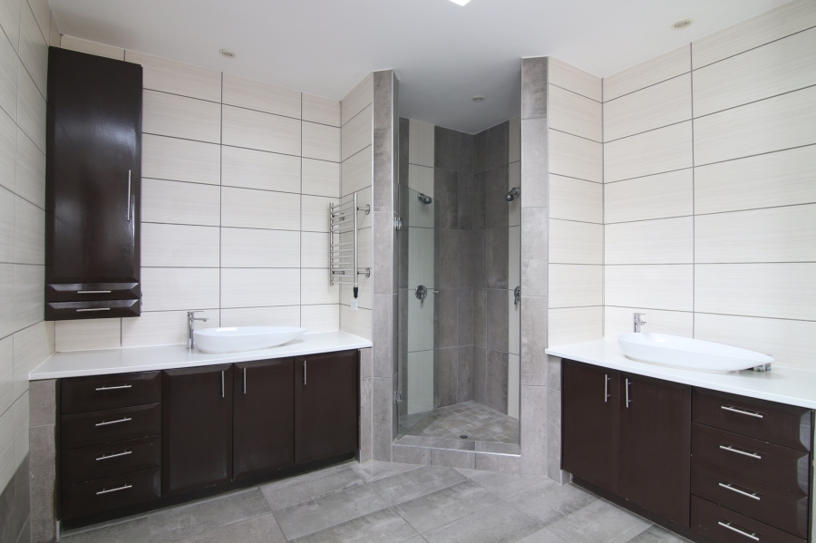 7 Bedroom Property for Sale in Dainfern Golf Estate Gauteng