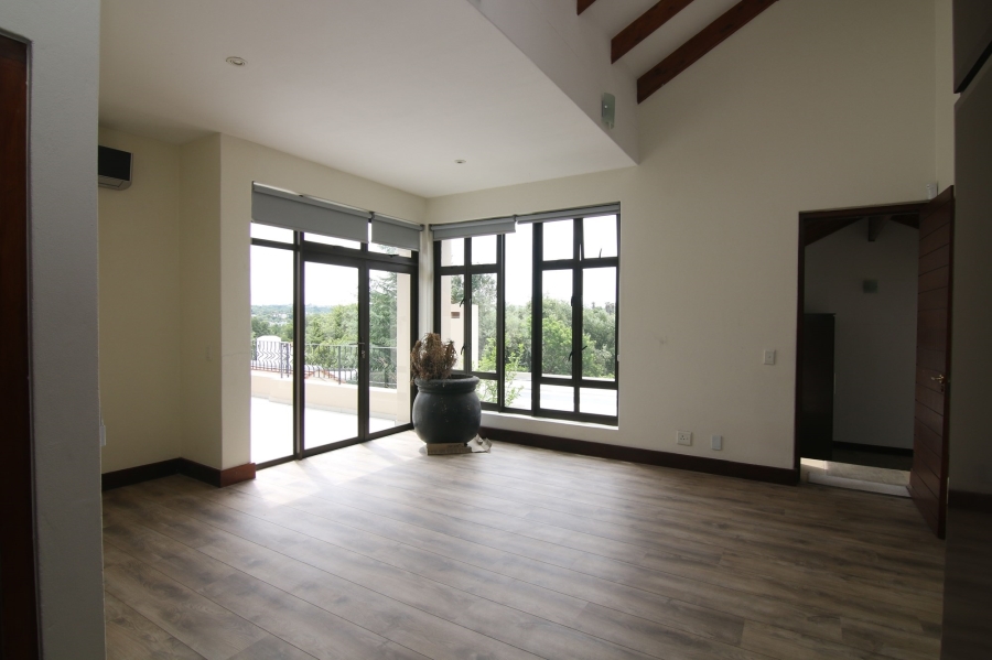 7 Bedroom Property for Sale in Dainfern Golf Estate Gauteng