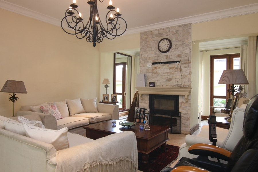 To Let 4 Bedroom Property for Rent in Dainfern Golf Estate Gauteng