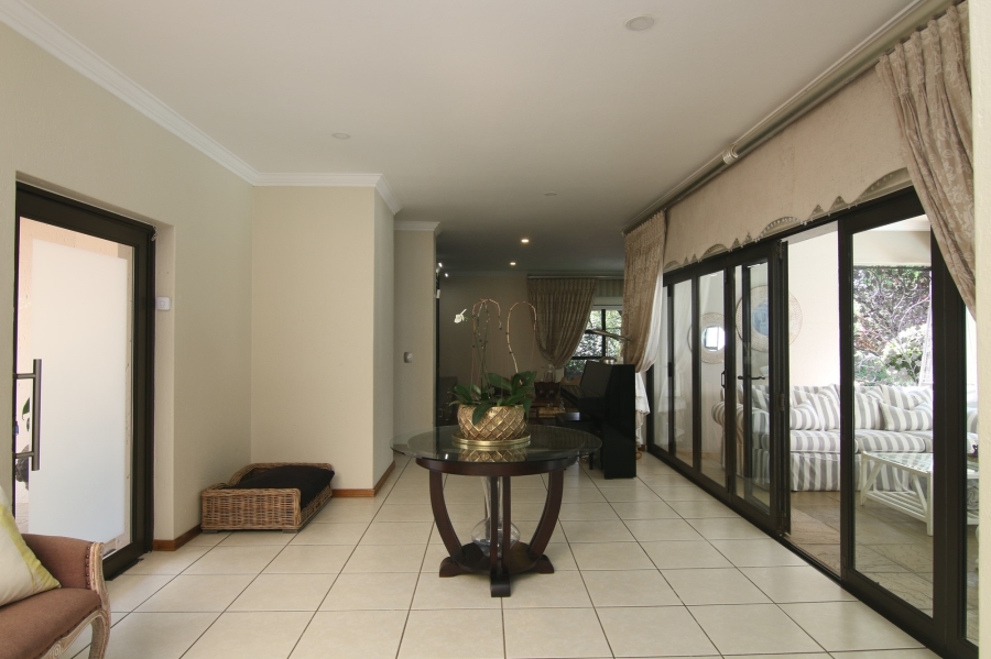 To Let 6 Bedroom Property for Rent in Dainfern Golf Estate Gauteng
