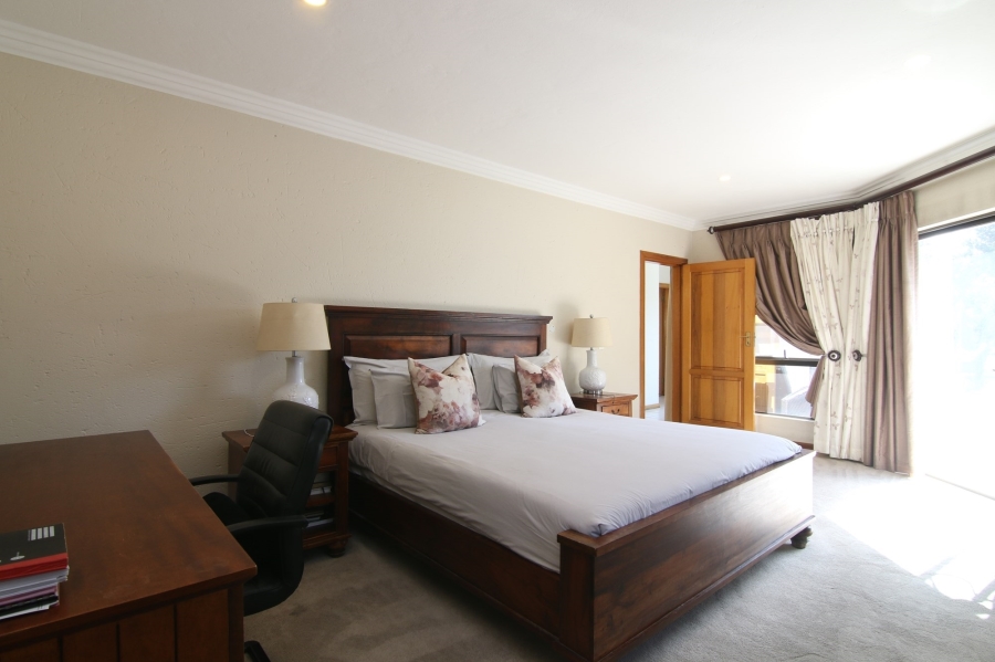 To Let 6 Bedroom Property for Rent in Dainfern Golf Estate Gauteng