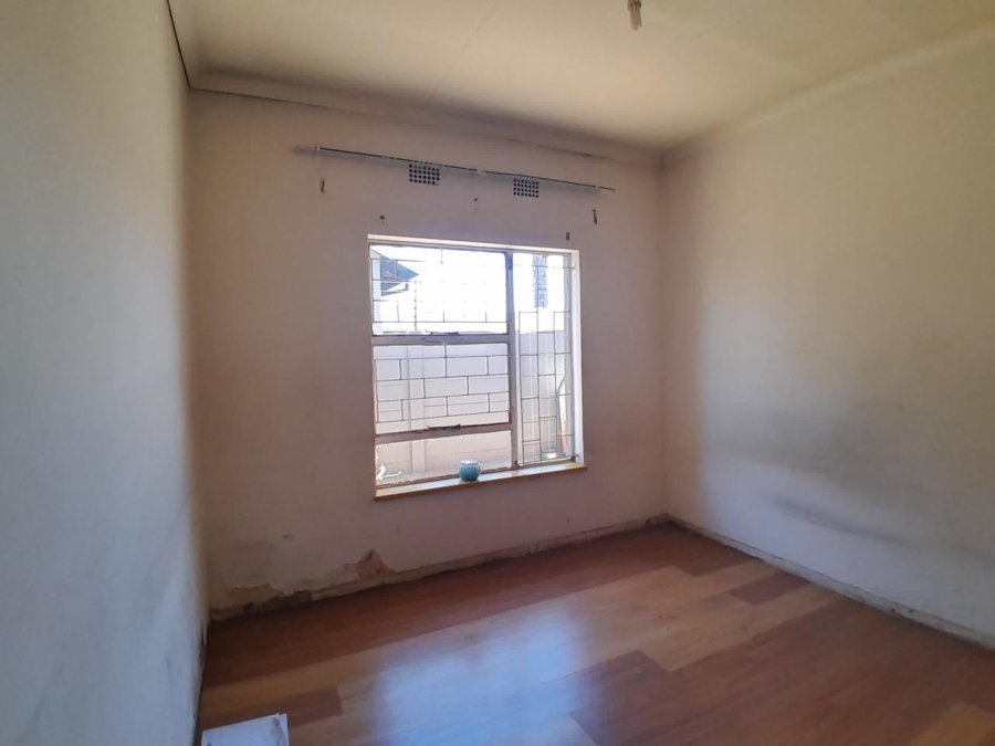 To Let 6 Bedroom Property for Rent in Roodekop Gauteng