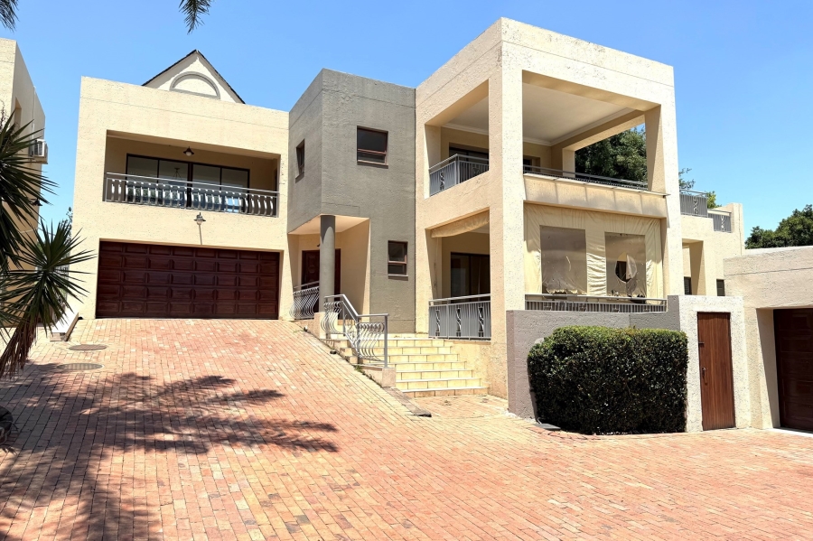 4 Bedroom Property for Sale in Dainfern Golf Estate Gauteng