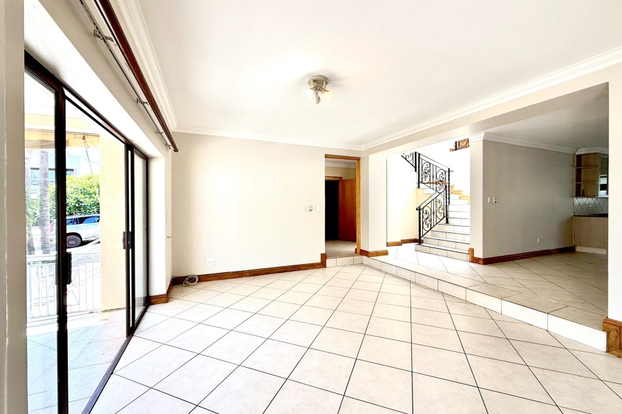 4 Bedroom Property for Sale in Dainfern Golf Estate Gauteng
