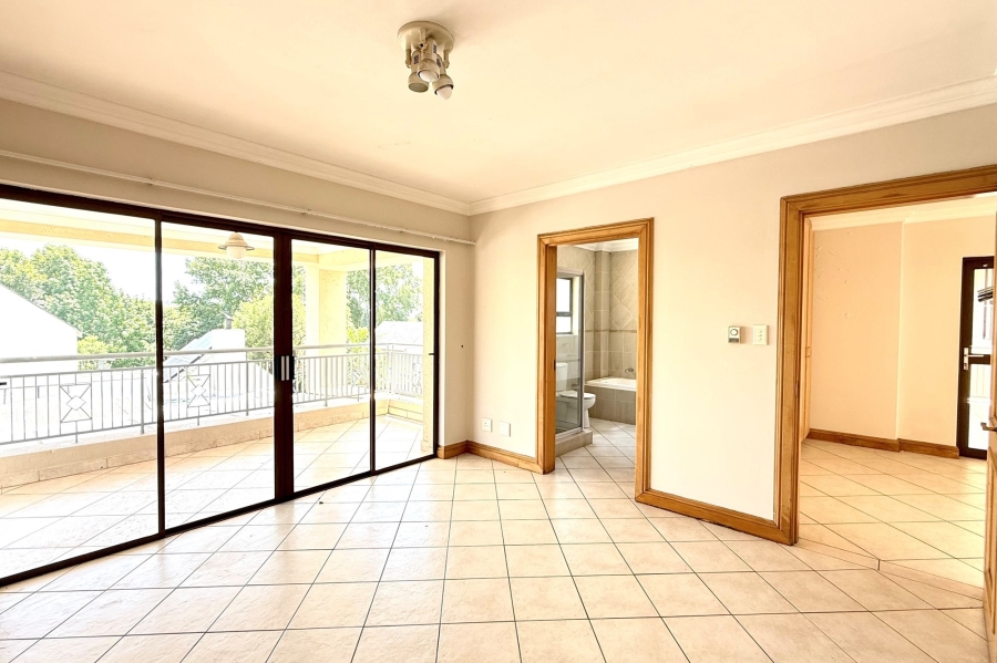 4 Bedroom Property for Sale in Dainfern Golf Estate Gauteng