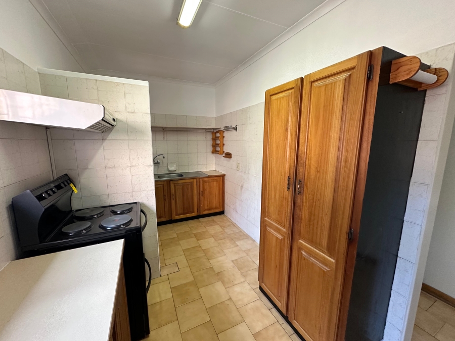 To Let 3 Bedroom Property for Rent in Waverley Gauteng