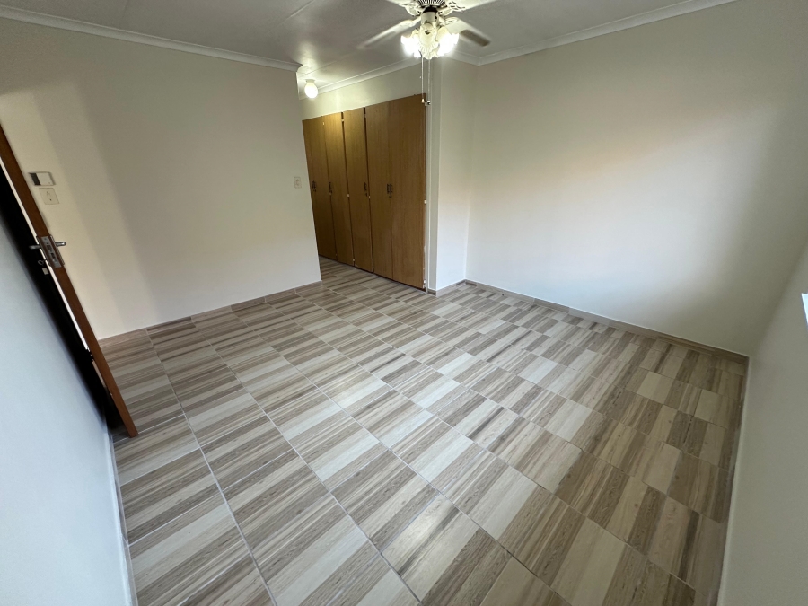 To Let 3 Bedroom Property for Rent in Waverley Gauteng