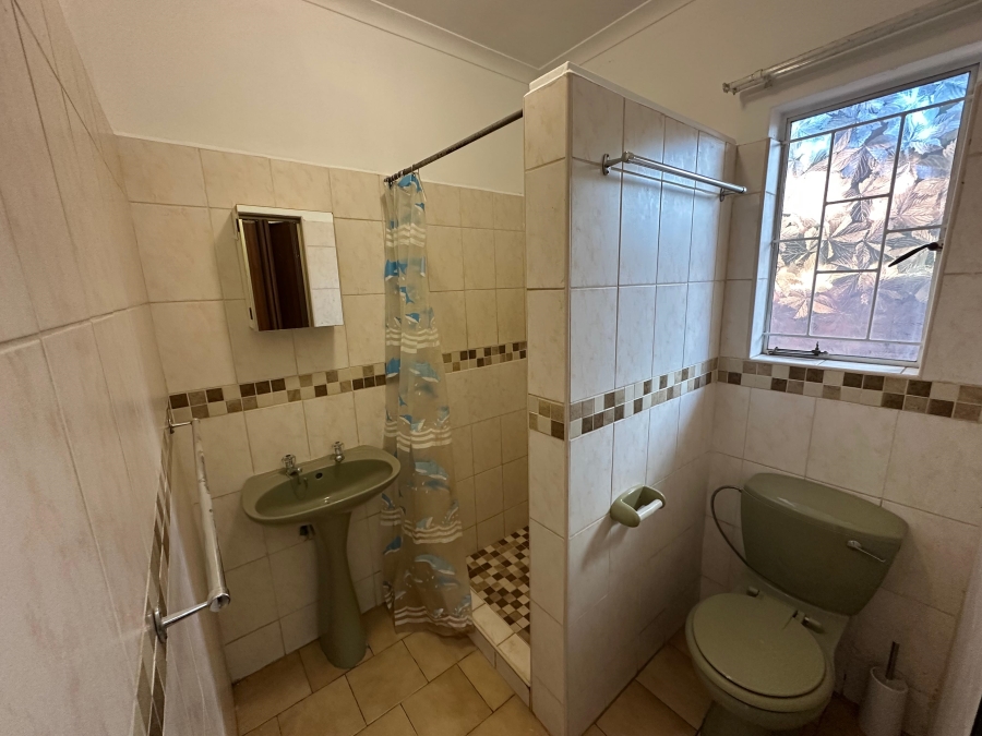 To Let 3 Bedroom Property for Rent in Waverley Gauteng