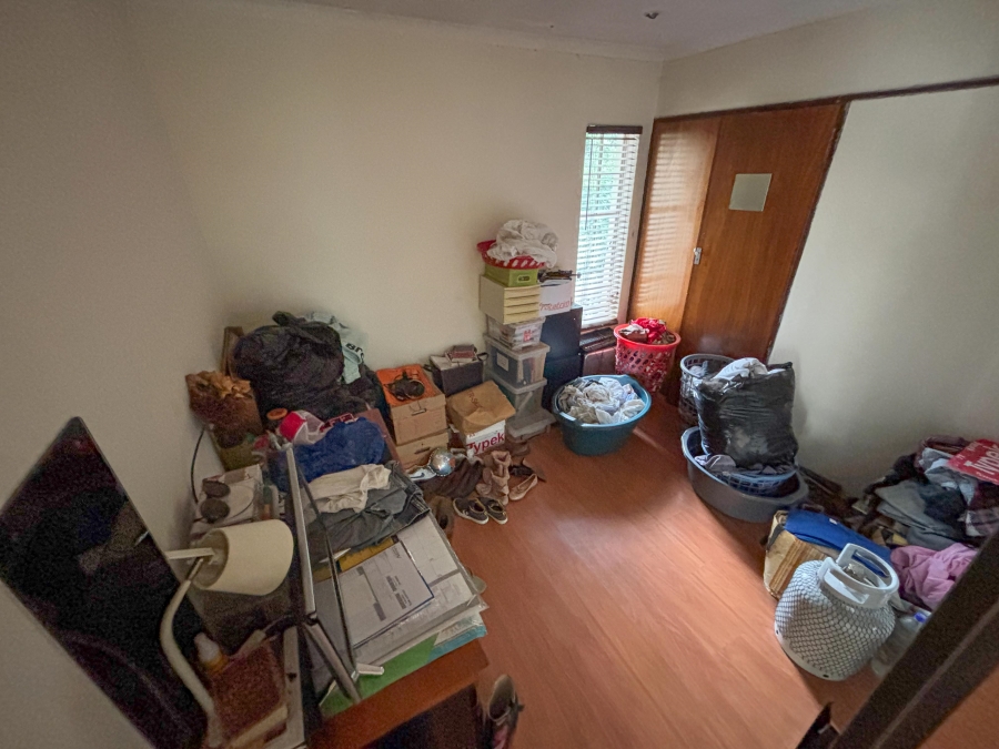 4 Bedroom Property for Sale in Glen Austin Gauteng