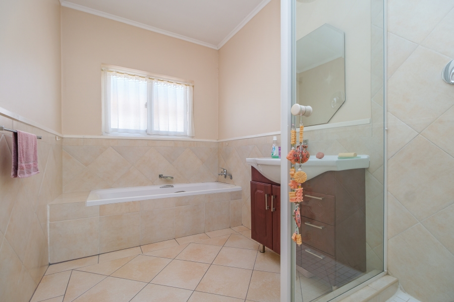 3 Bedroom Property for Sale in Ferndale Gauteng