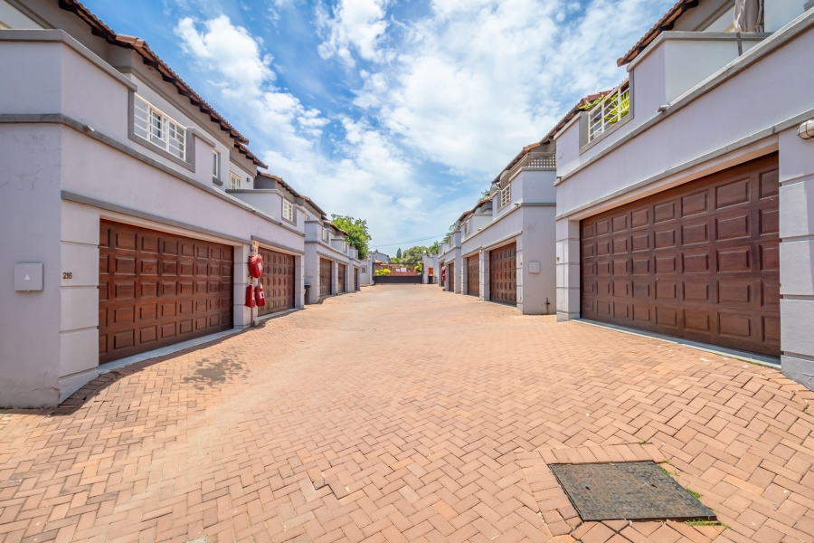 3 Bedroom Property for Sale in Ferndale Gauteng