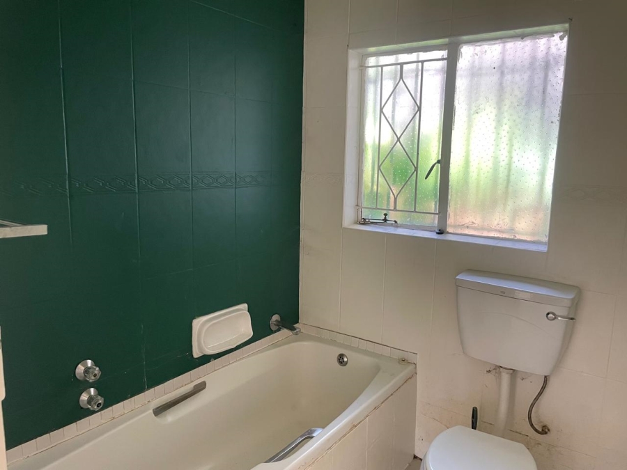 To Let 3 Bedroom Property for Rent in Weltevreden Park Gauteng