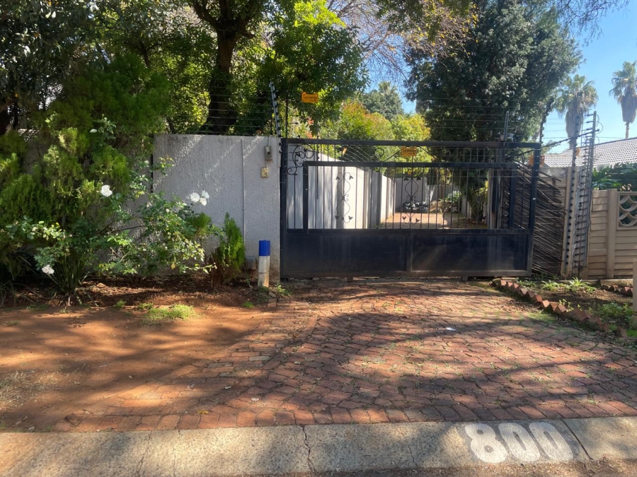 To Let 3 Bedroom Property for Rent in Weltevreden Park Gauteng