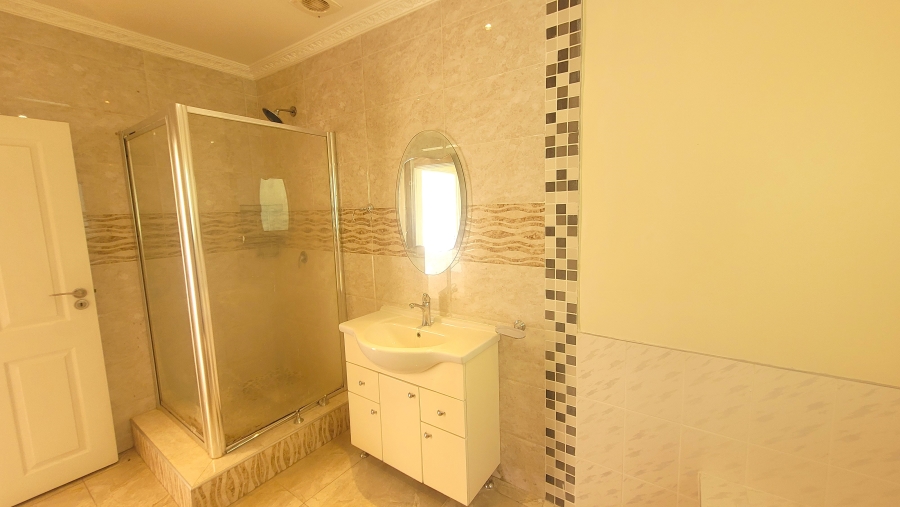 To Let 3 Bedroom Property for Rent in Craigavon Gauteng