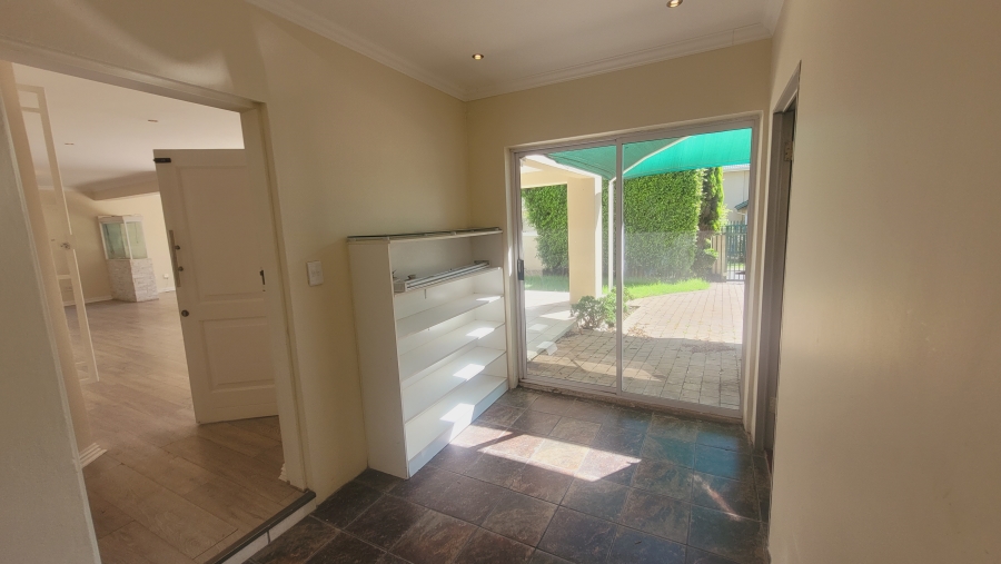 To Let 3 Bedroom Property for Rent in Craigavon Gauteng