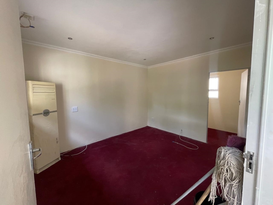 To Let 3 Bedroom Property for Rent in Craigavon Gauteng