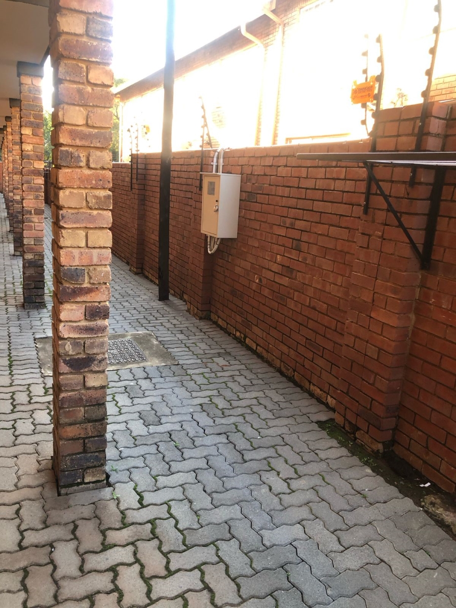To Let 2 Bedroom Property for Rent in Silverton Gauteng