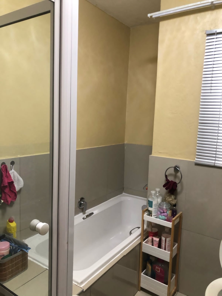To Let 2 Bedroom Property for Rent in Silverton Gauteng