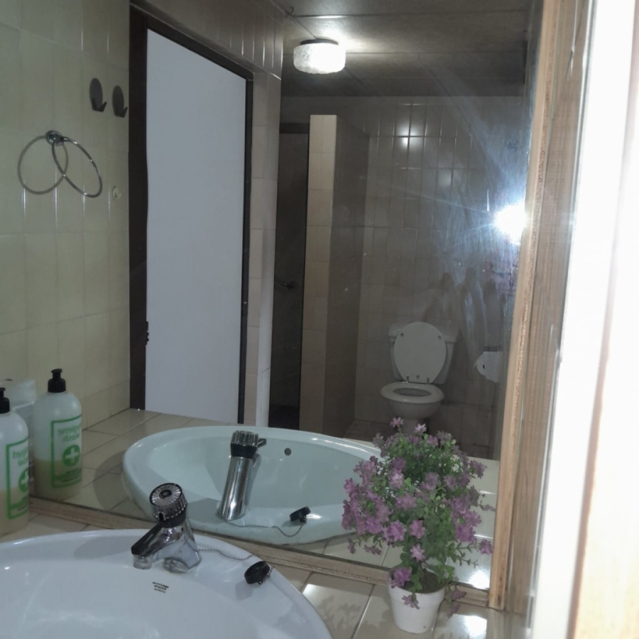 2 Bedroom Property for Sale in Pretoria Central Gauteng