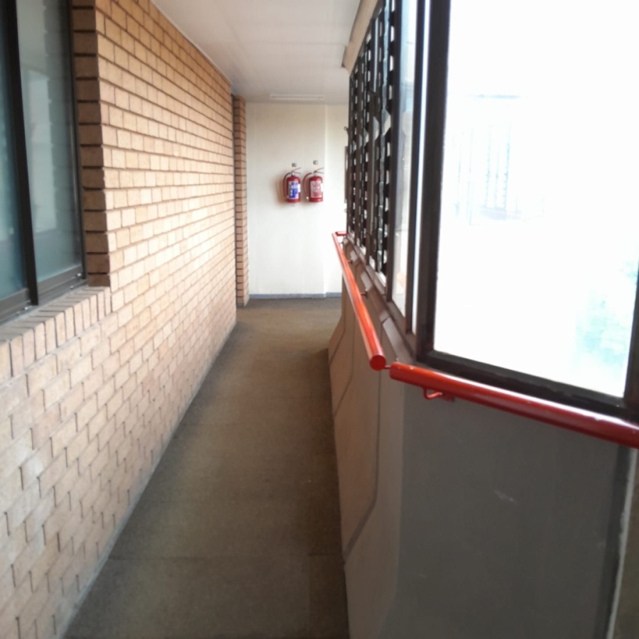 2 Bedroom Property for Sale in Pretoria Central Gauteng