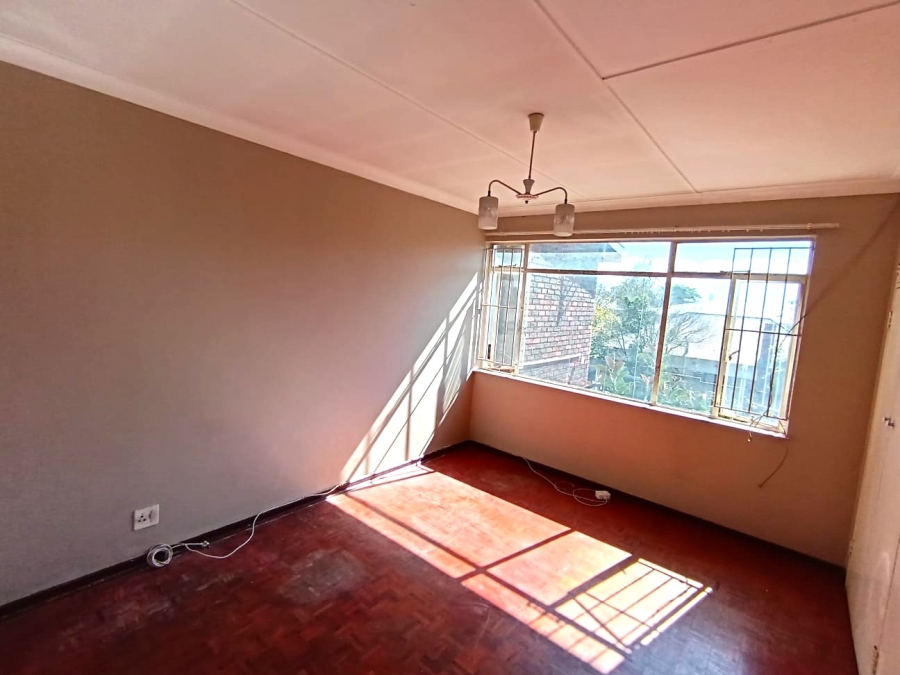To Let 2 Bedroom Property for Rent in Rosettenville Gauteng
