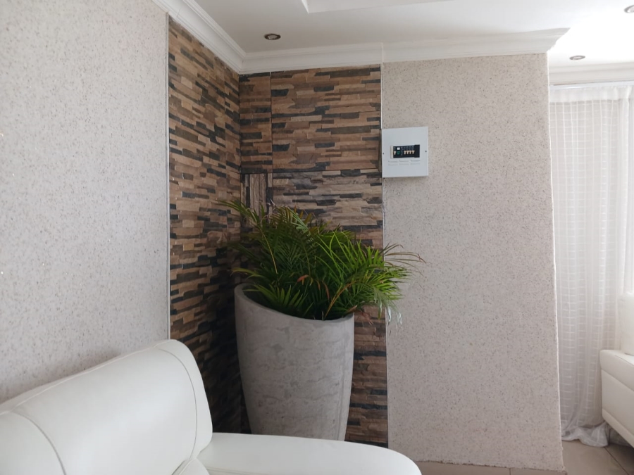 3 Bedroom Property for Sale in Protea Glen Gauteng