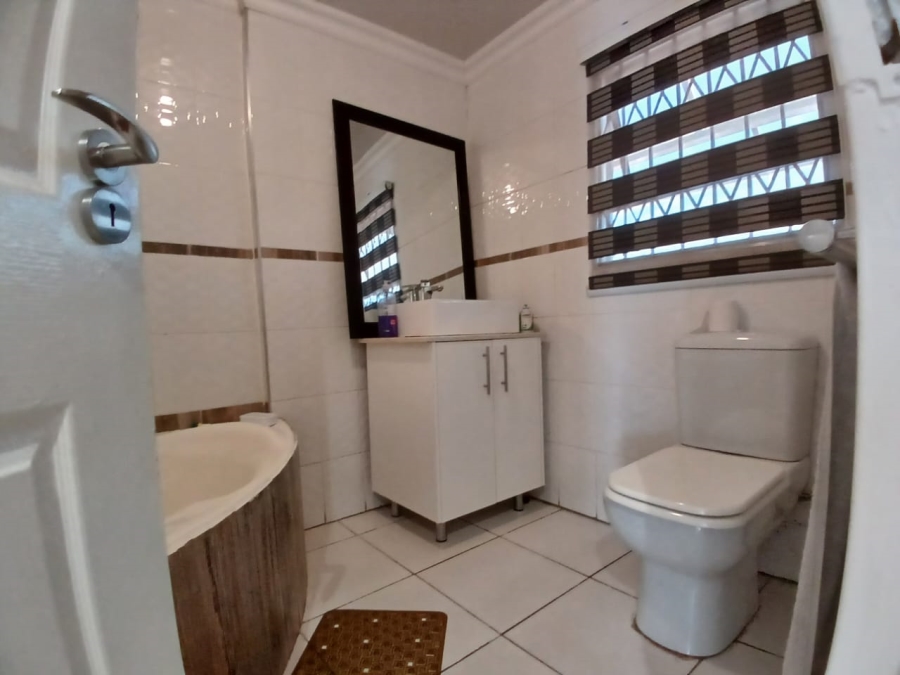 3 Bedroom Property for Sale in Protea Glen Gauteng