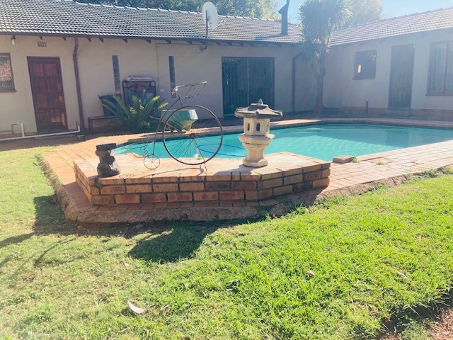 5 Bedroom Property for Sale in Dalpark Ext 1 Gauteng