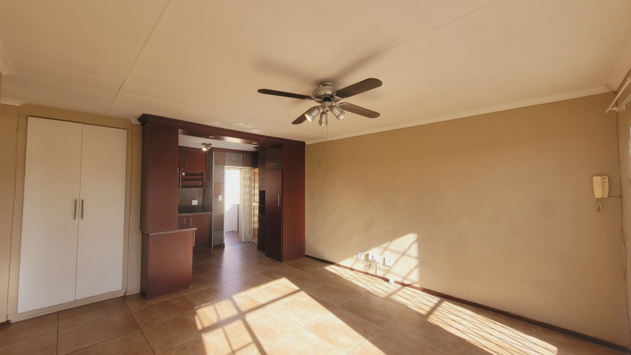 To Let 2 Bedroom Property for Rent in Meyersdal Gauteng