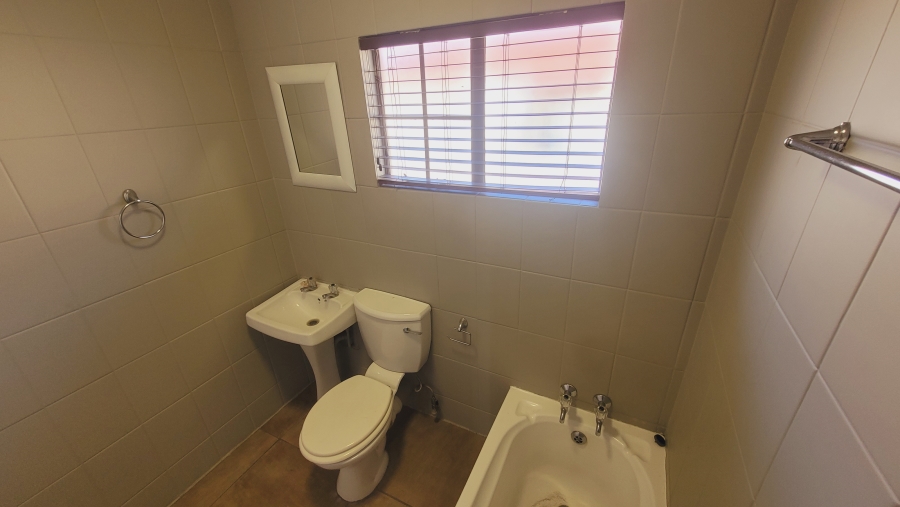 To Let 2 Bedroom Property for Rent in Meyersdal Gauteng