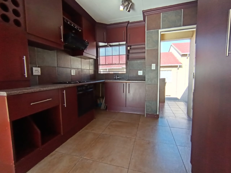 To Let 2 Bedroom Property for Rent in Meyersdal Gauteng