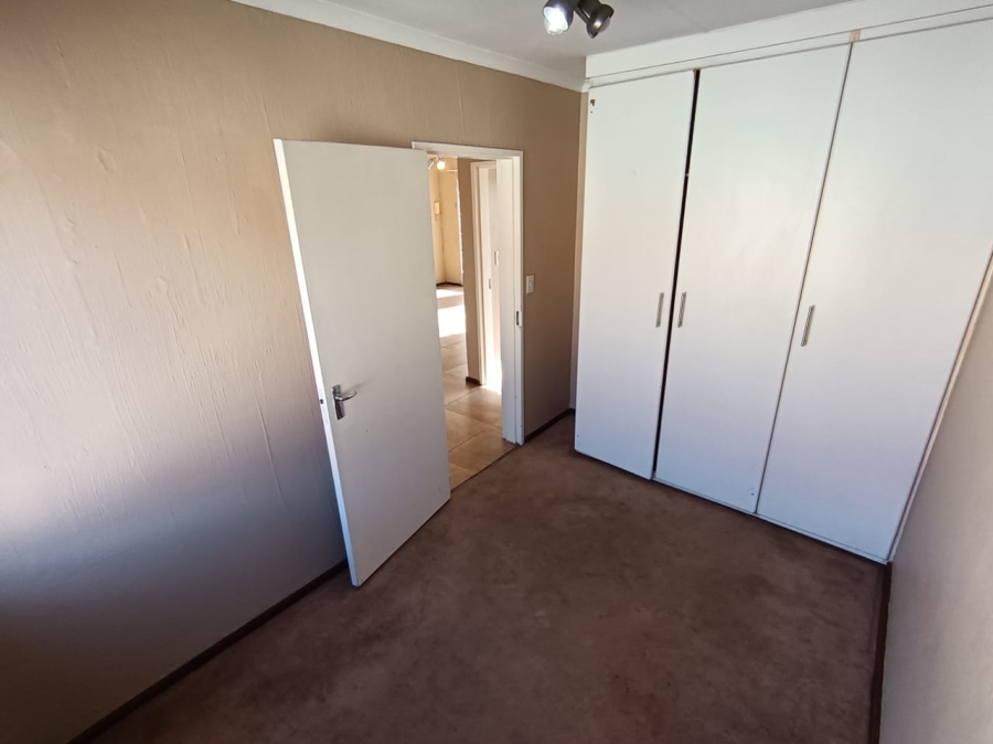 To Let 2 Bedroom Property for Rent in Meyersdal Gauteng