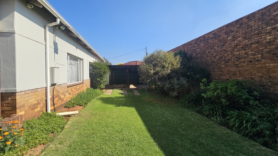 3 Bedroom Property for Sale in Dalview Gauteng