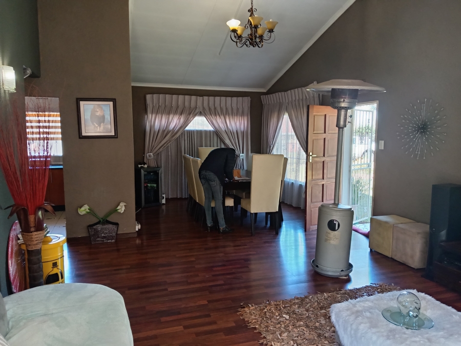 3 Bedroom Property for Sale in Witpoortjie Gauteng