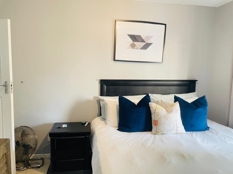 2 Bedroom Property for Sale in Erand Gardens Gauteng