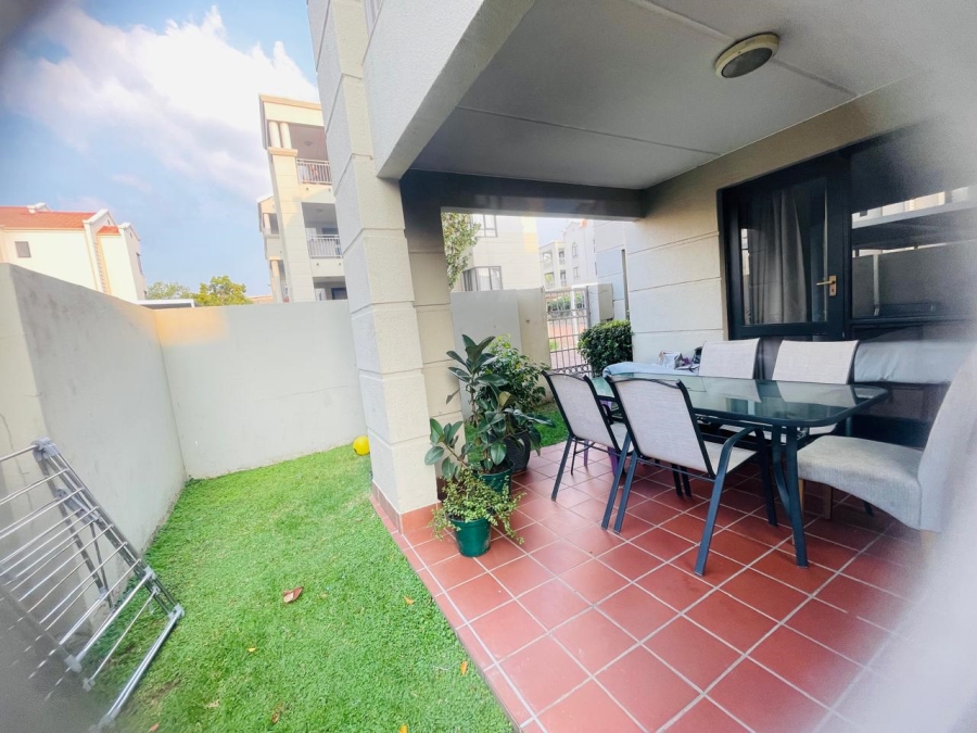 2 Bedroom Property for Sale in Erand Gardens Gauteng