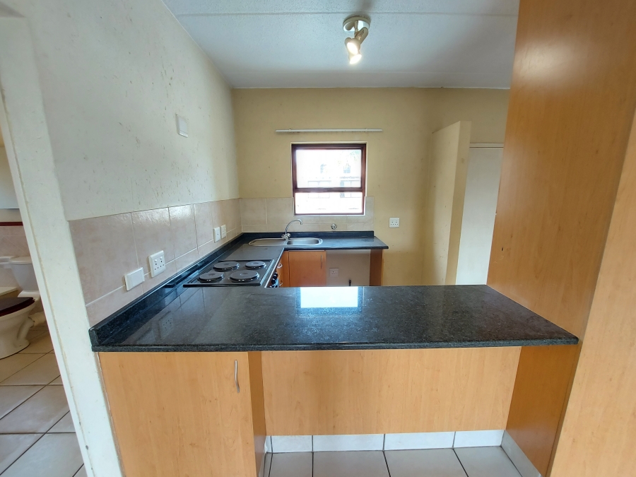 To Let 1 Bedroom Property for Rent in Sunninghill Gauteng